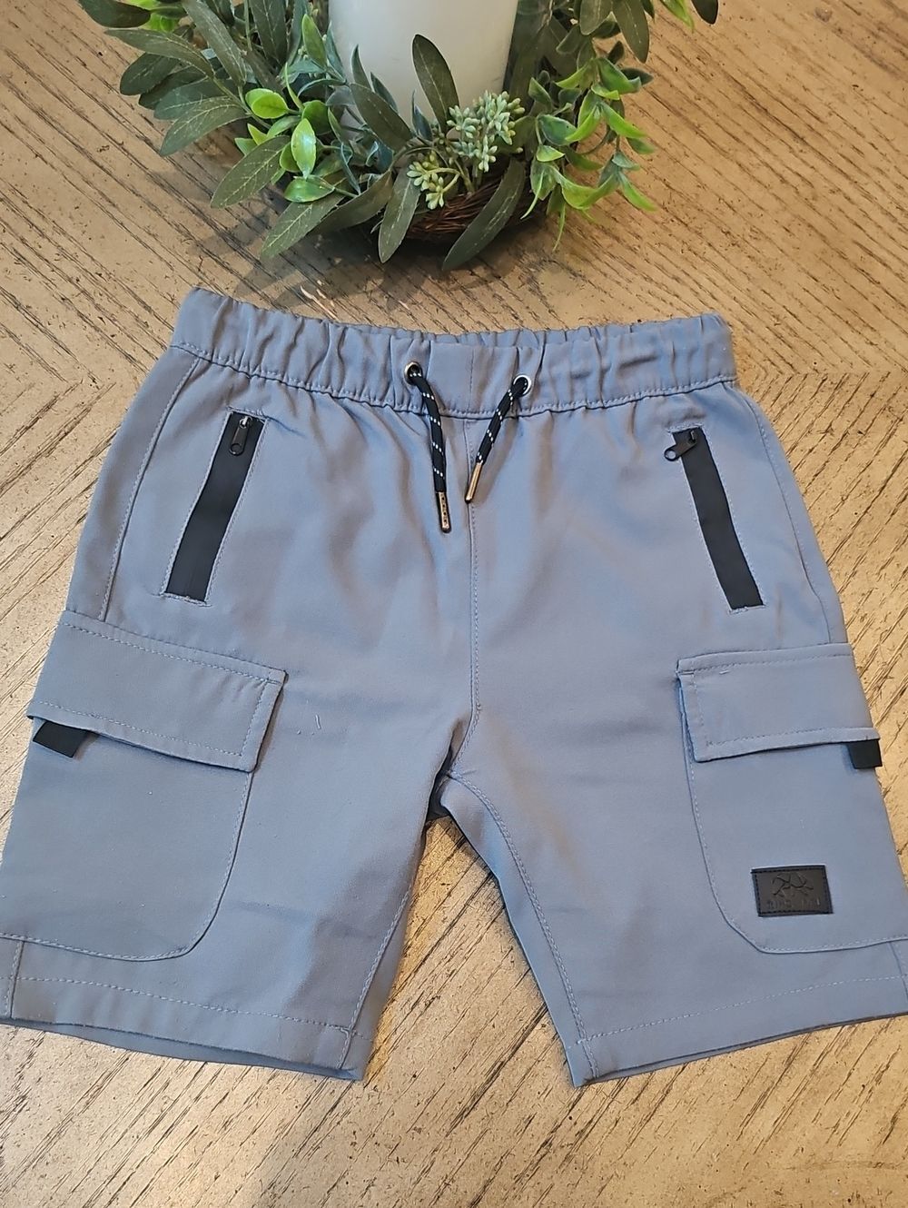 Gray Cargo Shorts Size 8 Boys
